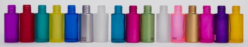 17 verschiedene Basisfarben in Absolut Unique